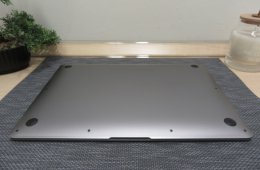 Apple Retina Macbook Air 13 - 2020 - Használt, megkímélt