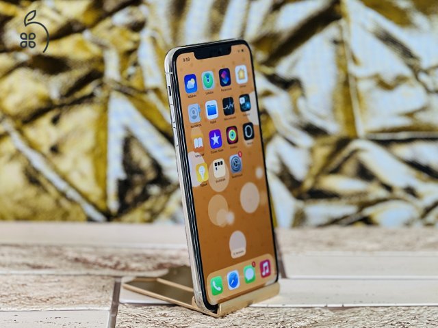 Eladó iPhone 11 Pro Max 64 GB Silver szép állapotú - 12 HÓ GARANCIA - Z12054