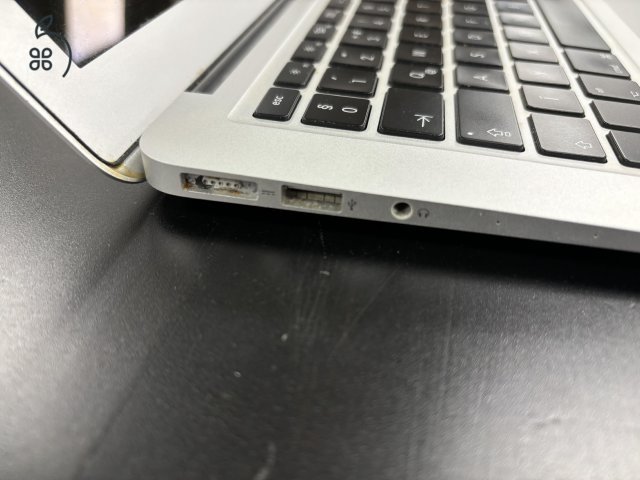 MacBook Air 7,2 A1466 (2017)
