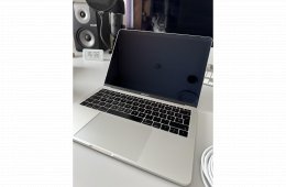 Macbook Pro 2017, 13 inch, i5, 256 gb