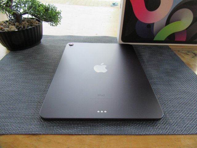 Apple iPad Air 4 - Használt, karcmentes