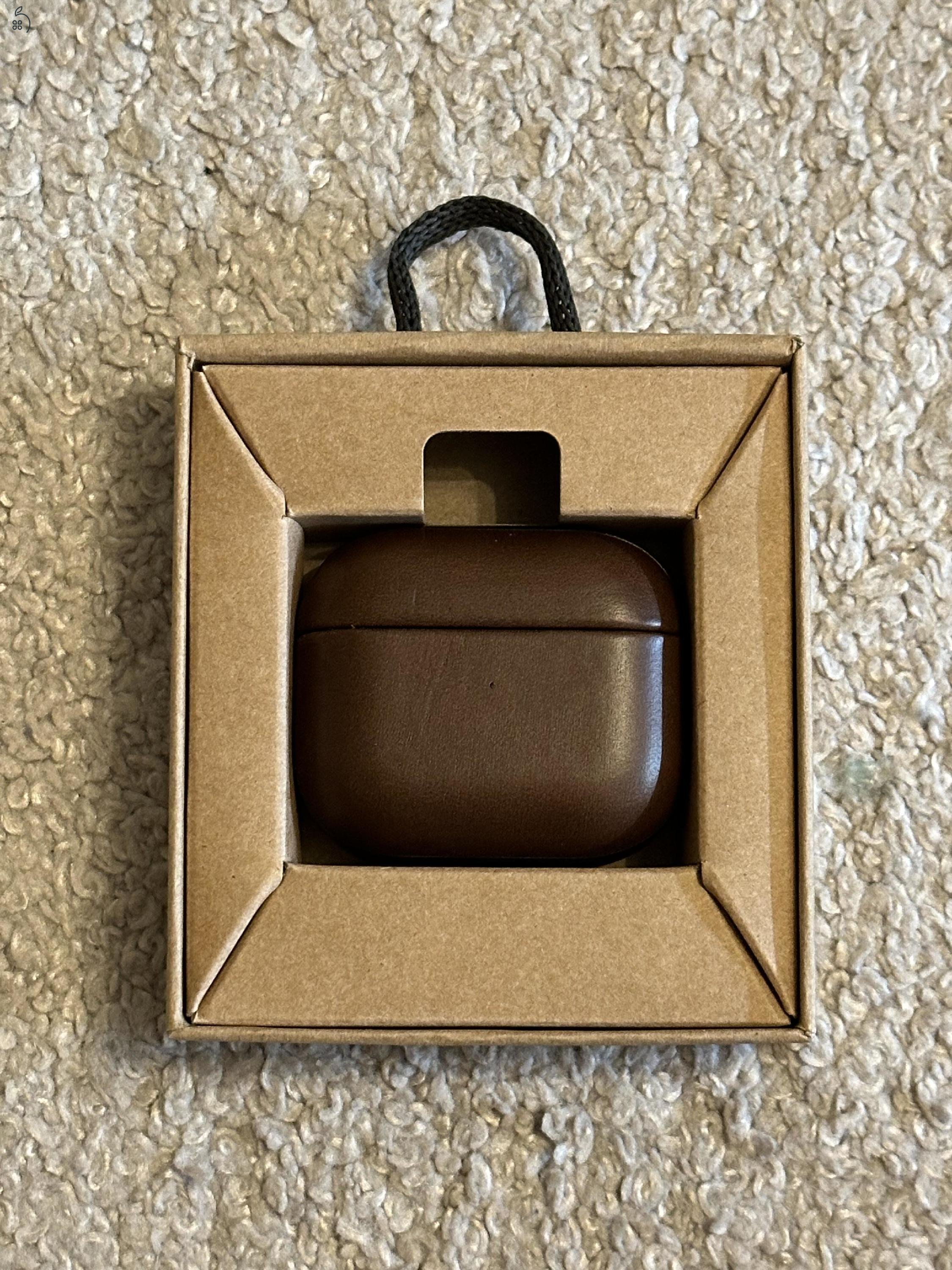 Nomad Modern Leather Case - AirPods 3 tok