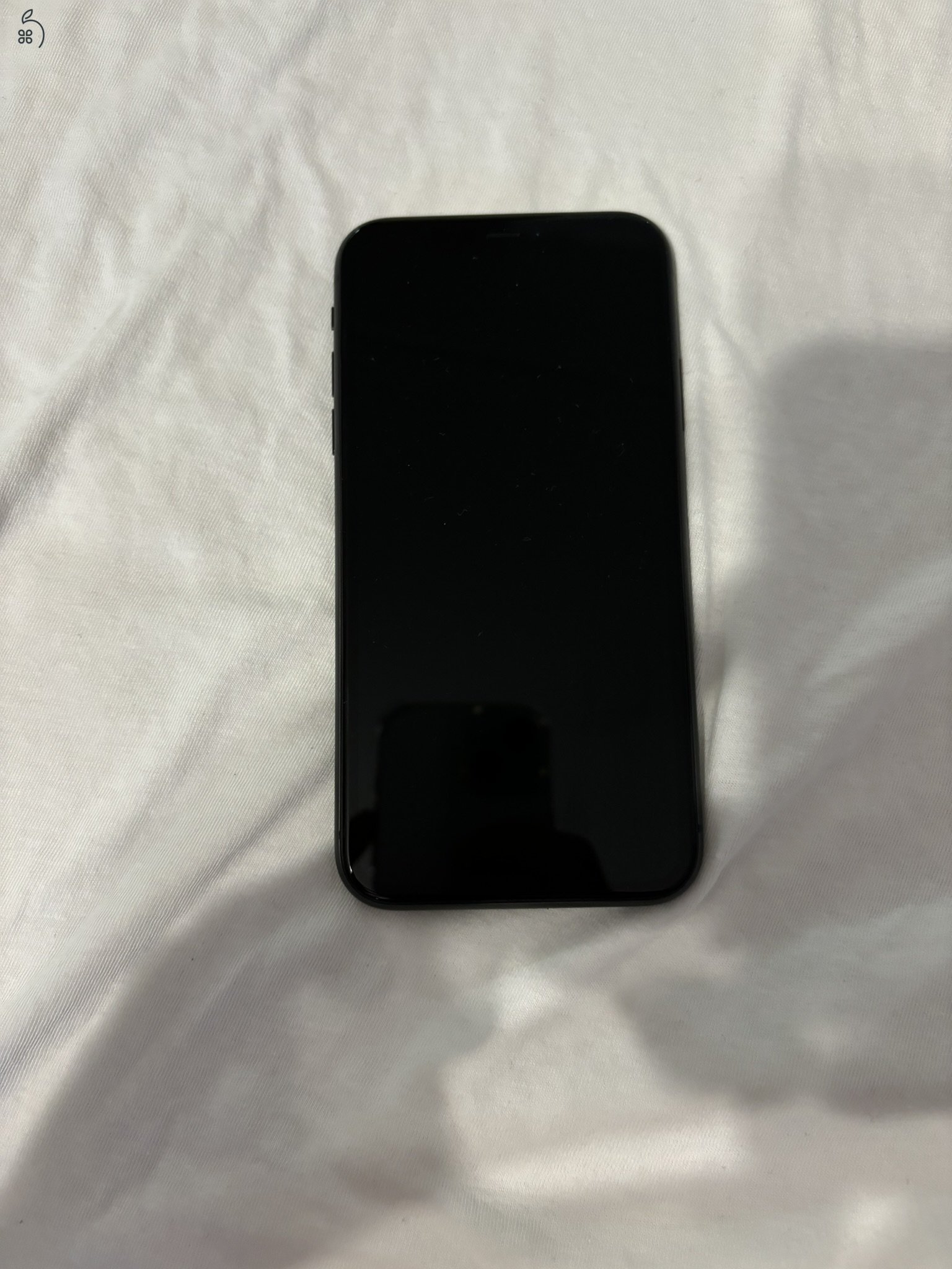 Új iPhone 11 (fekete)