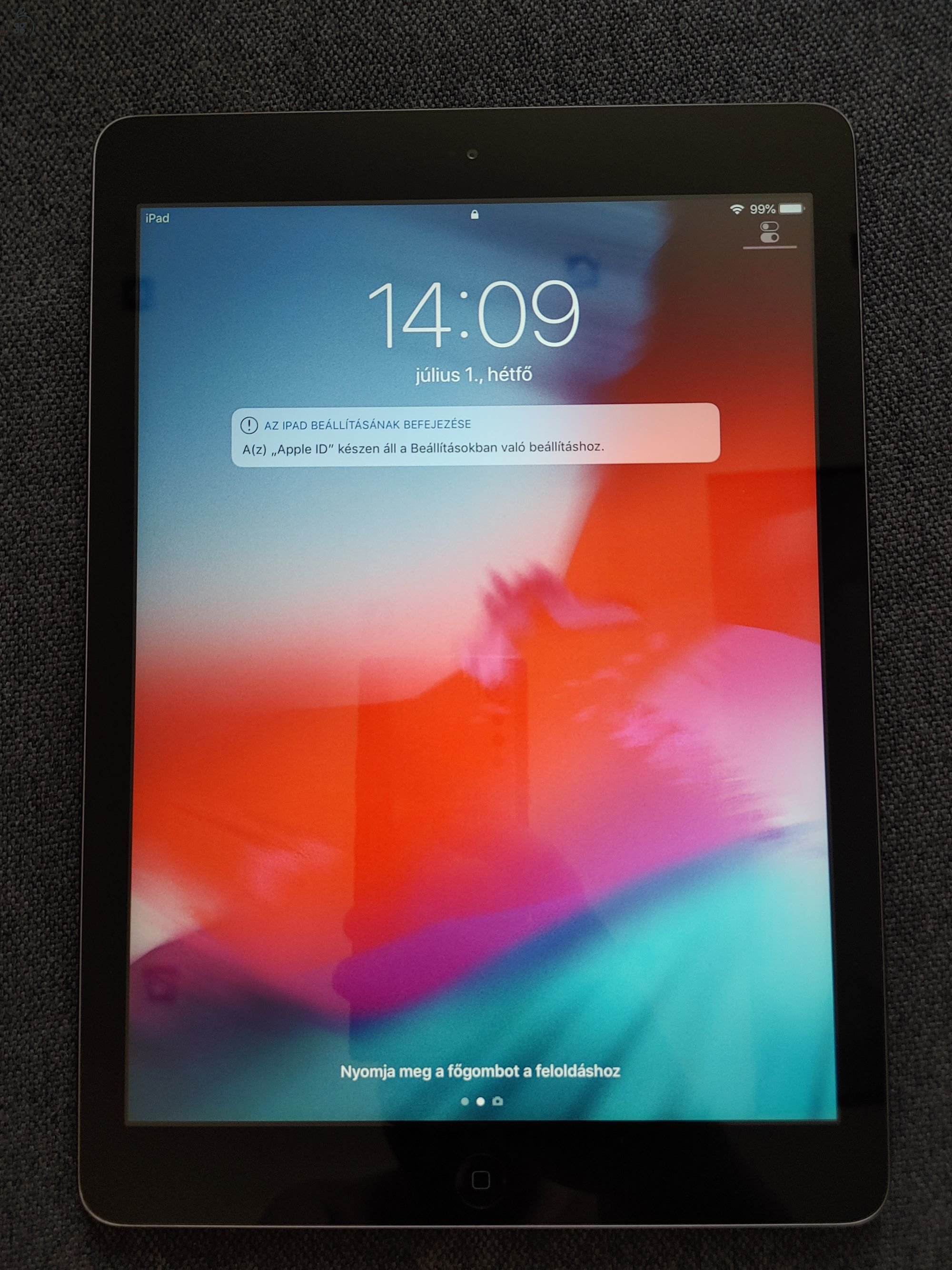iPad Air 16 GB (MD785FD/B) ezüst szürke