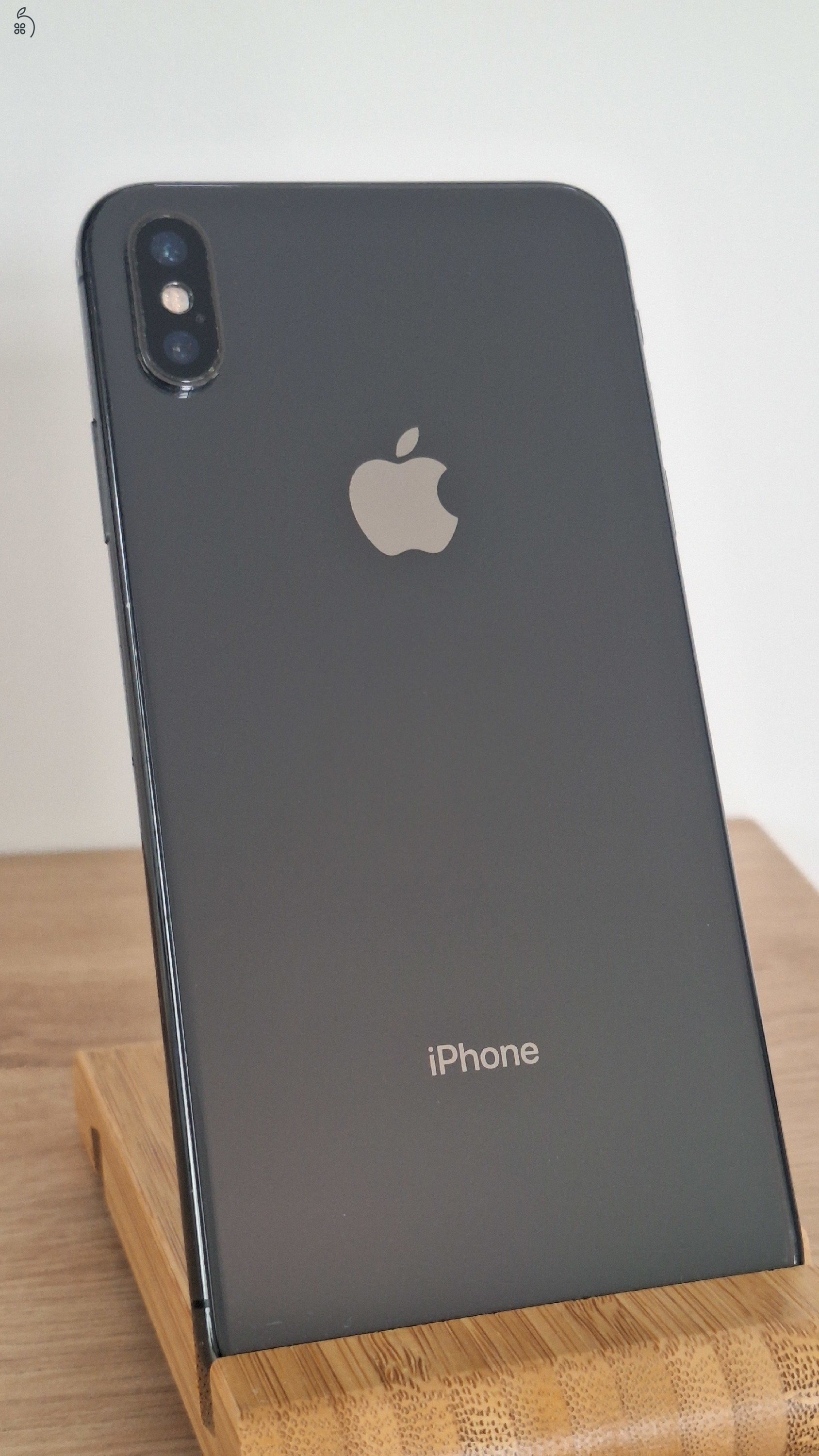 Apple iPhone XS (64GB)
