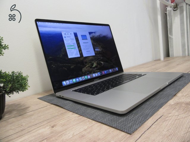  Apple Retina Macbook Pro 16 - 2019 - Használt, újszerű - 102 ciklus az akkuban!!