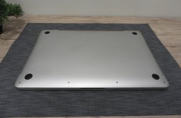 Apple Retina Macbook Pro 13 - 2020 - Használt, megkímélt