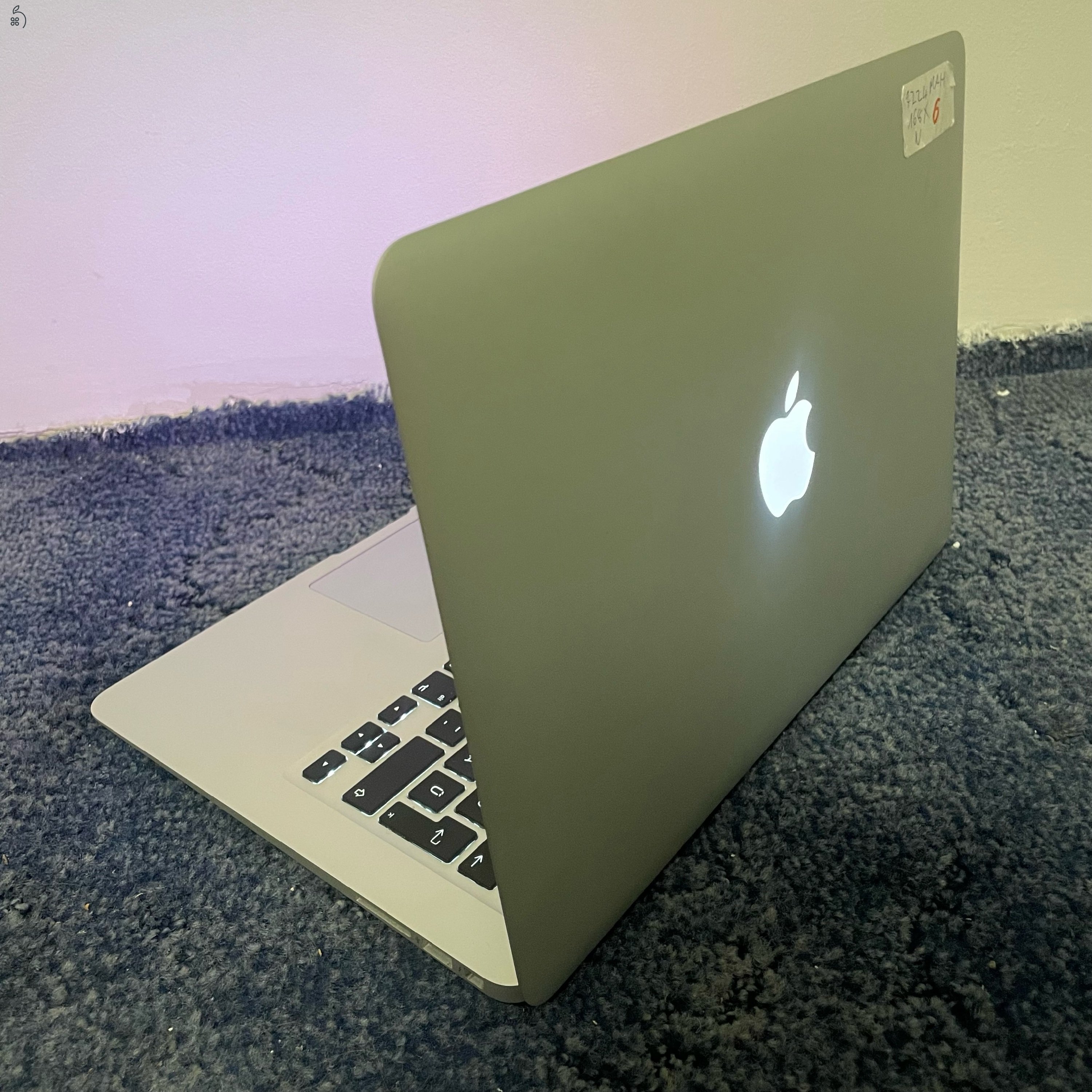 Kedvező ár! Újszerű Apple Macbook Air 2015 Early laptop (13,3/i5/8GB/256SSD)