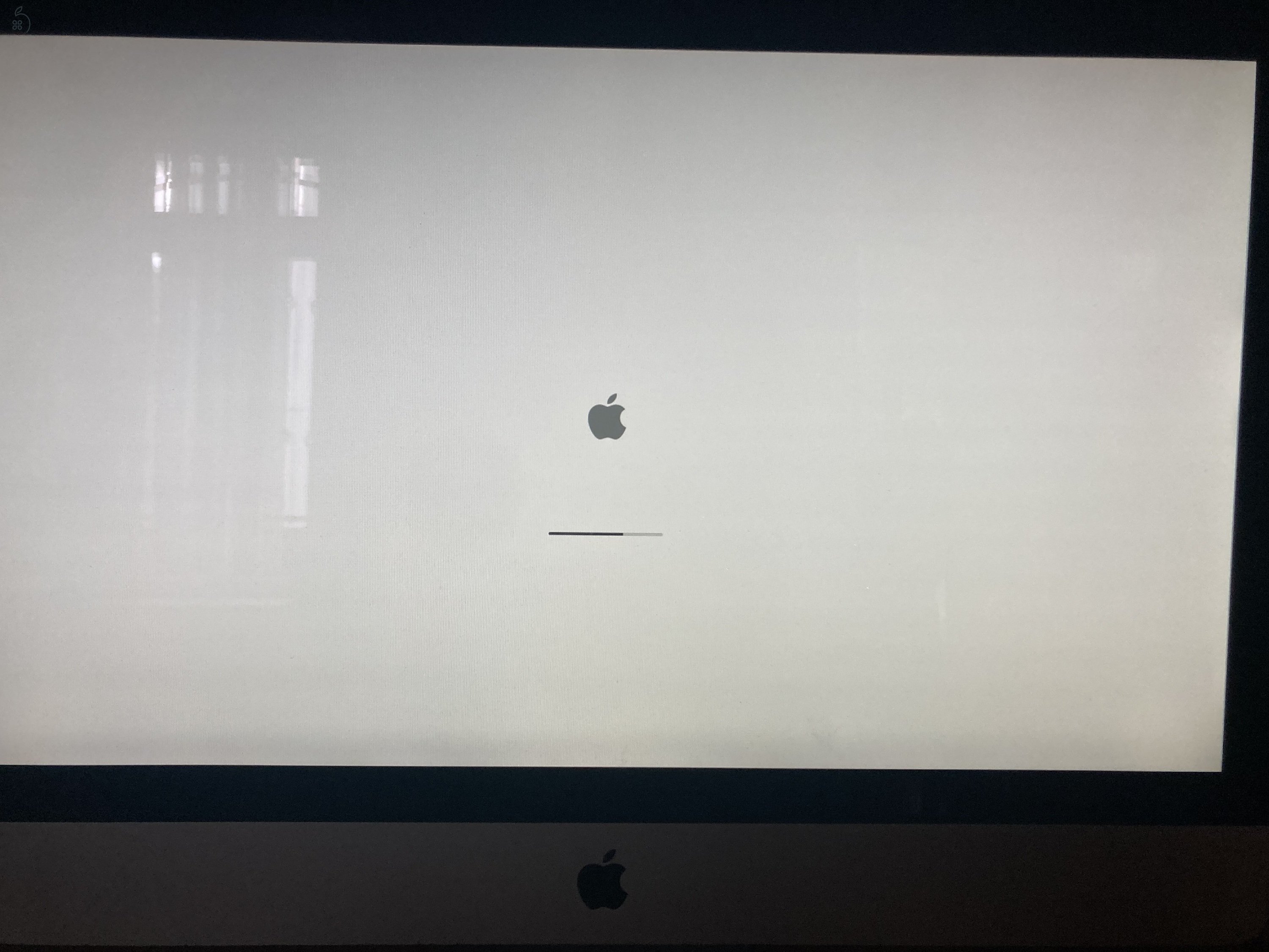 2010-es 27-es iMac (HIBÁS)