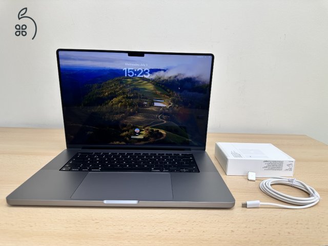 Üzletből, Macbook Pro Retina 16