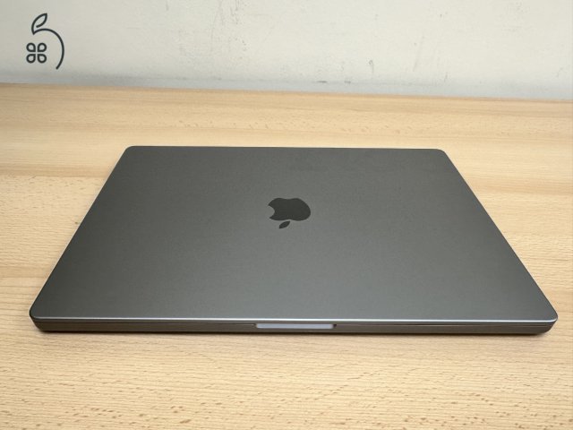 Üzletből, Macbook Pro Retina 16