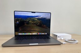 Üzletből, Macbook Pro Retina 16