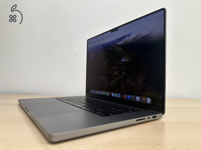 Üzletből, Macbook Pro Retina 16