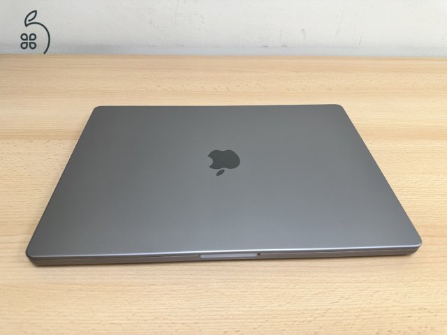 Üzletből, Macbook Pro Retina 16