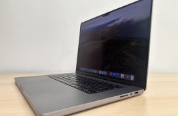 Üzletből, Macbook Pro Retina 16