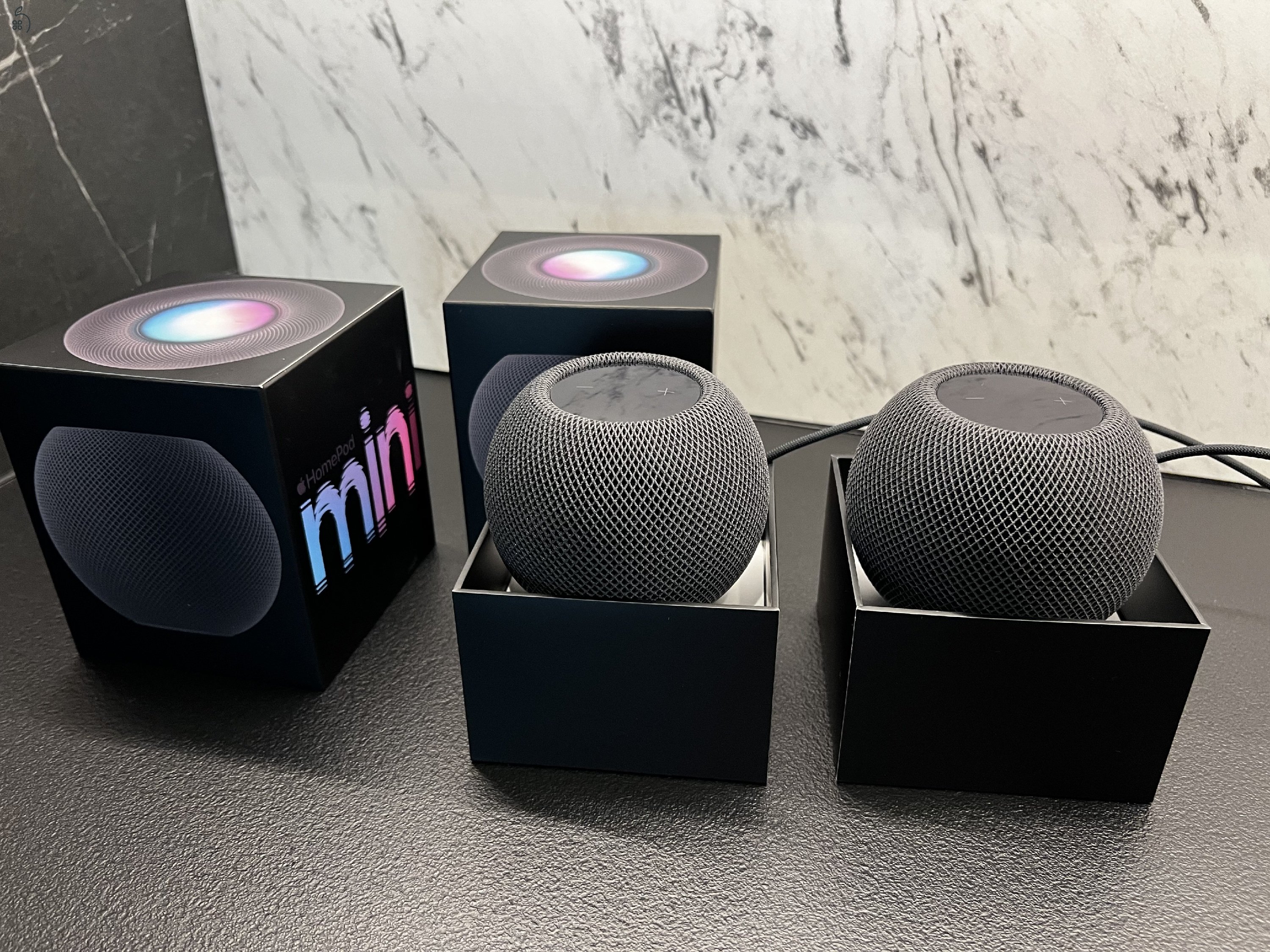 2 db HomePod Mini asztoszürke színben, Apple garancia, tökéletes állapotban