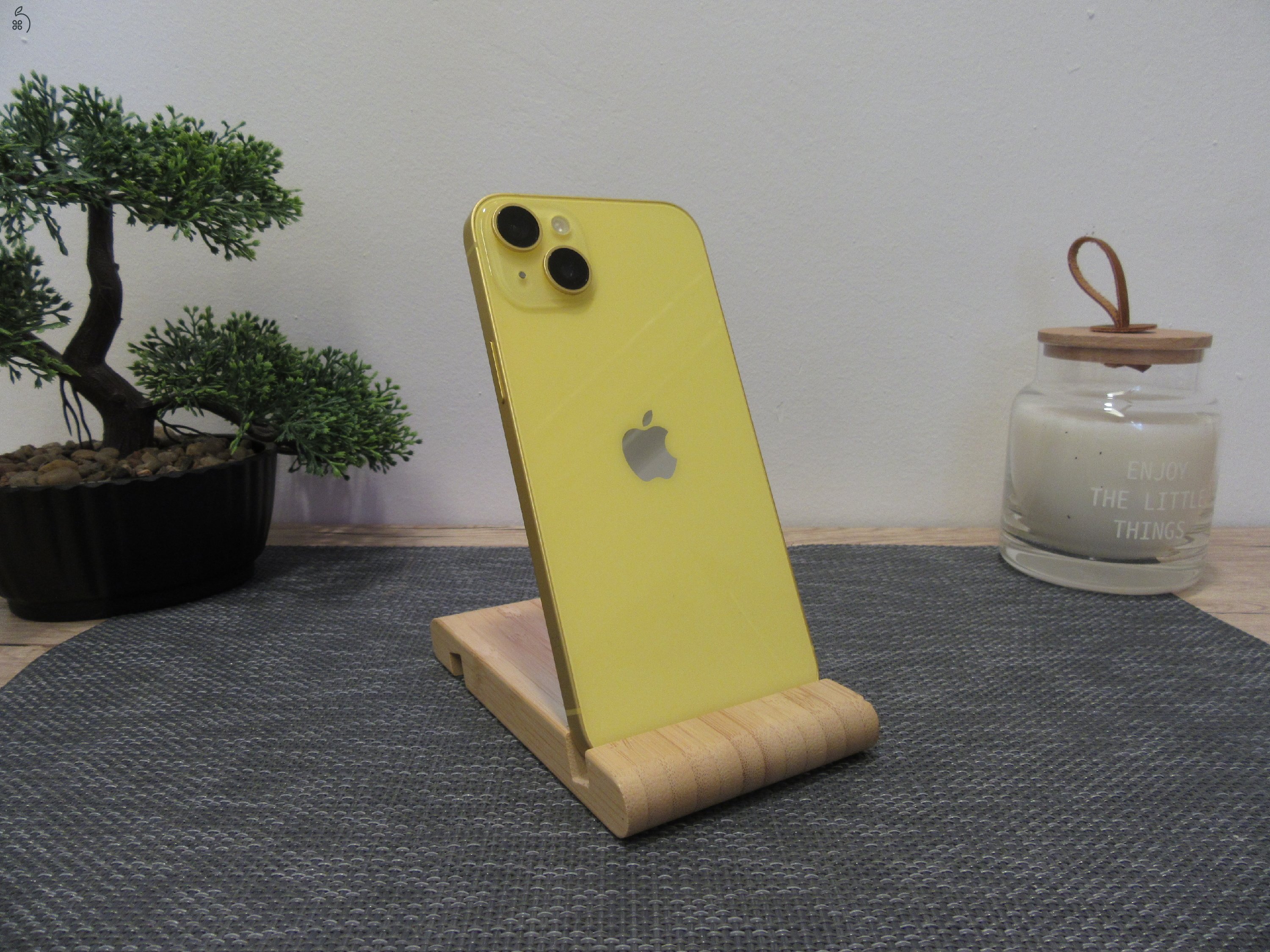 Apple iPhone 14 Plus - Sárga - Használt, karcmentes