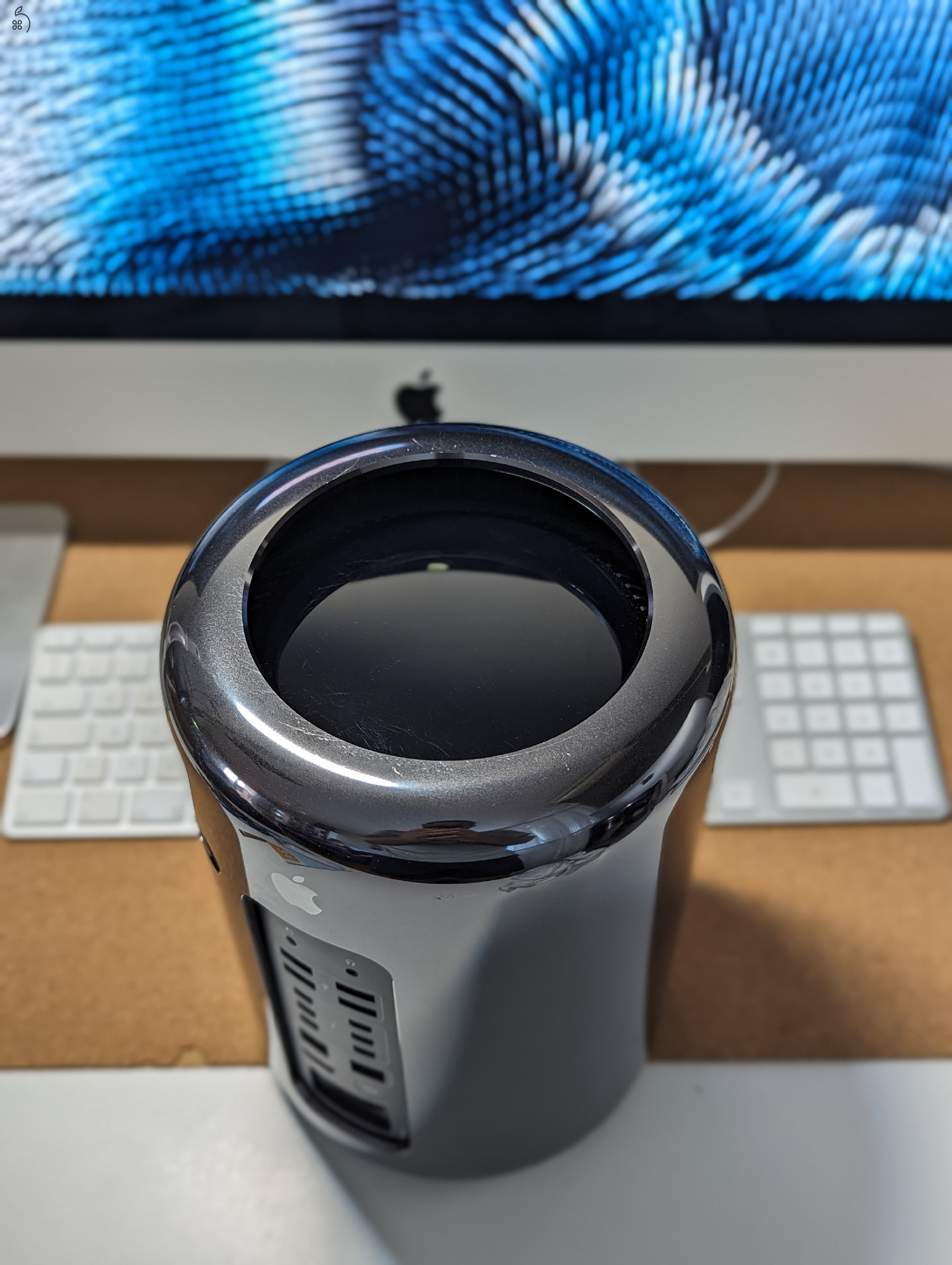 Mac Pro 2013 12 mag, SSD, szép állapot