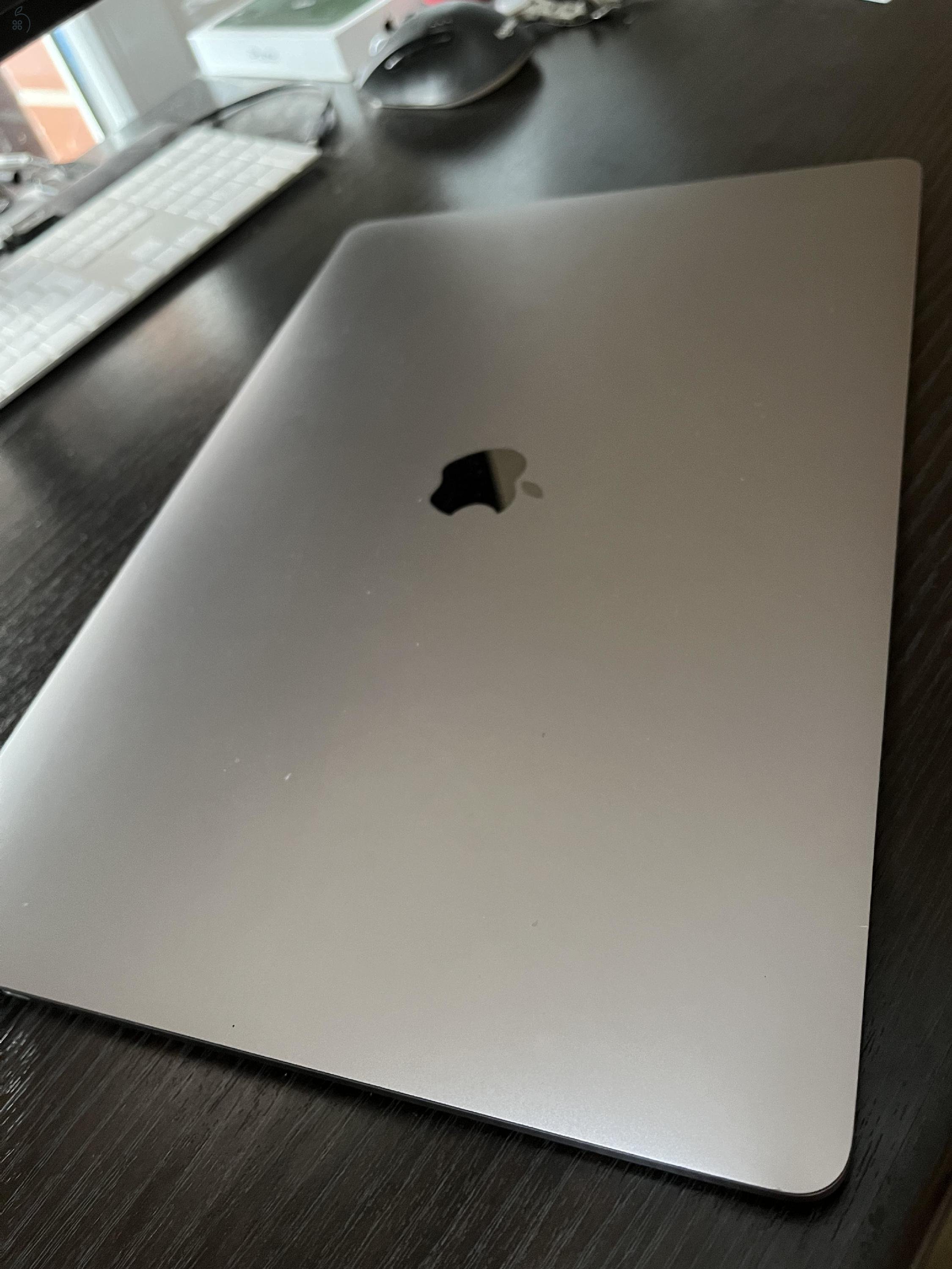 MacBook Pro (16-inch, 2019) 32GB RAM, Core i7, 512GB SSD