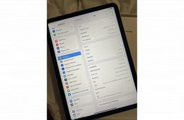 iPad Air 5th gen 2022 64GB Csillagfény-WIFI