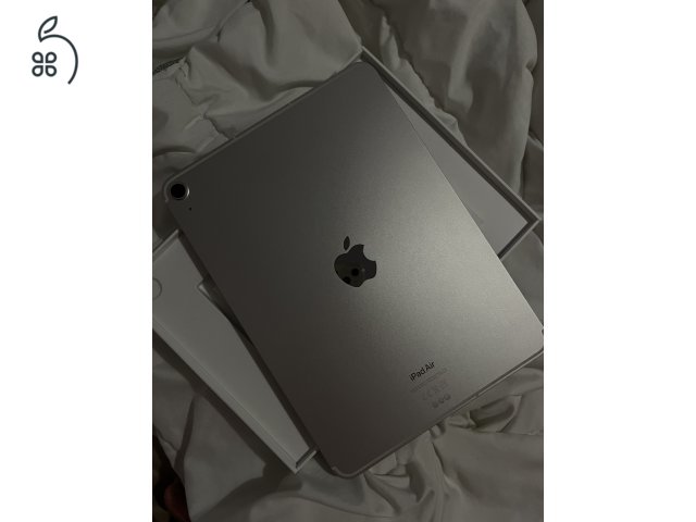 iPad Air 5th gen 2022 64GB Csillagfény-WIFI