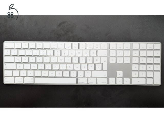 Magyar kiosztású Apple Magic Keyboard számbillentyűzettel eladó