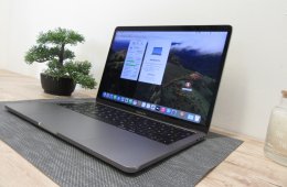 Apple Retina Macbook Pro 13 - 2018 - Használt