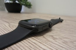 Apple Watch SE 2 - 44 mm - Használt, karcmentes