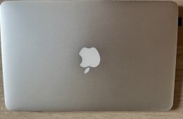 MacBook air 11” 2015 