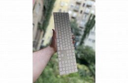 Apple Magic Keyboard (2017) with Numeric Keypad - Hungarian - Silver