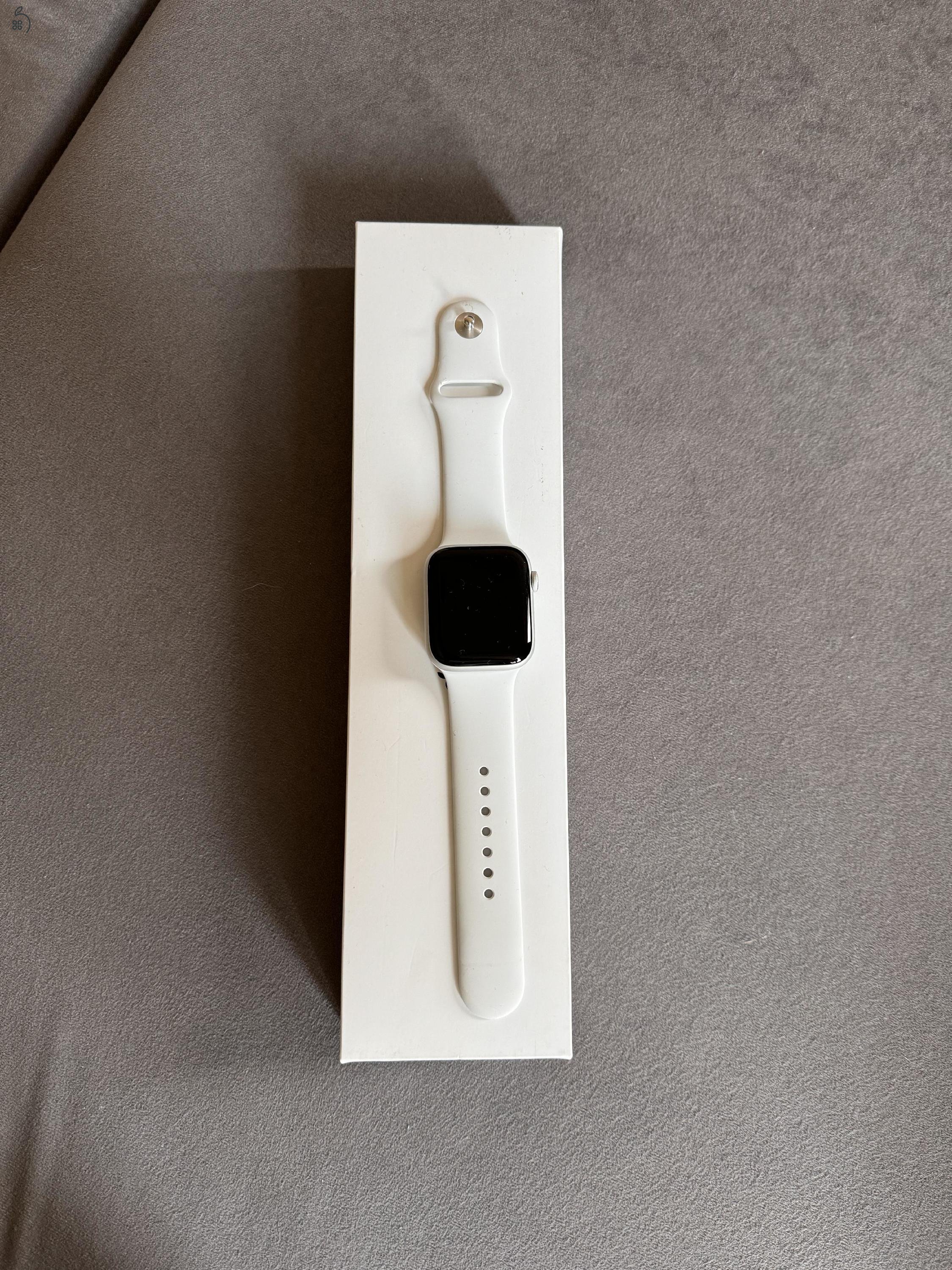 Apple Watch SE2 44M