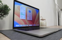 Apple Retina Macbook Pro 13 - 2017 - Használt, megkímélt