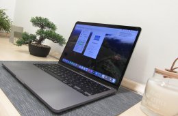  Apple Retina Macbook Pro 13 - 2020 - Használt, karcmentes 