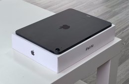 Hibátlan iPad Air 5th Generáció Space Gray 64GB 1 Év Garanciával Számlával