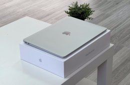 Hibátlan MacBook Air 2020 13 M1 256GB 1 ÉV Garanciával Számlával