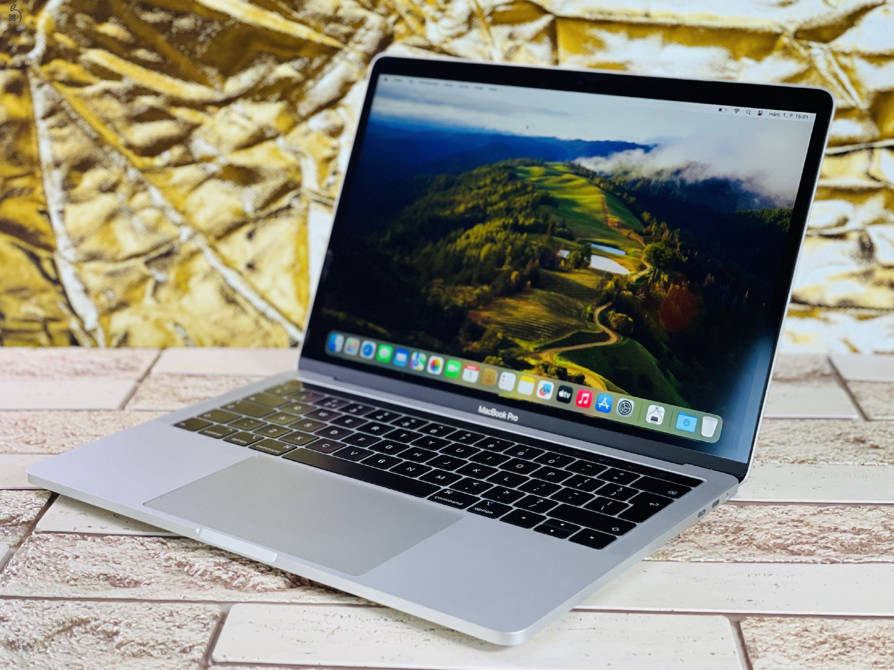 Eladó Apple Macbook PRO 2019 13 i5 16 GB 256 GB SSD EU Bill Space Gray szép állapotú - 12 HÓ GARANCIA - L5354