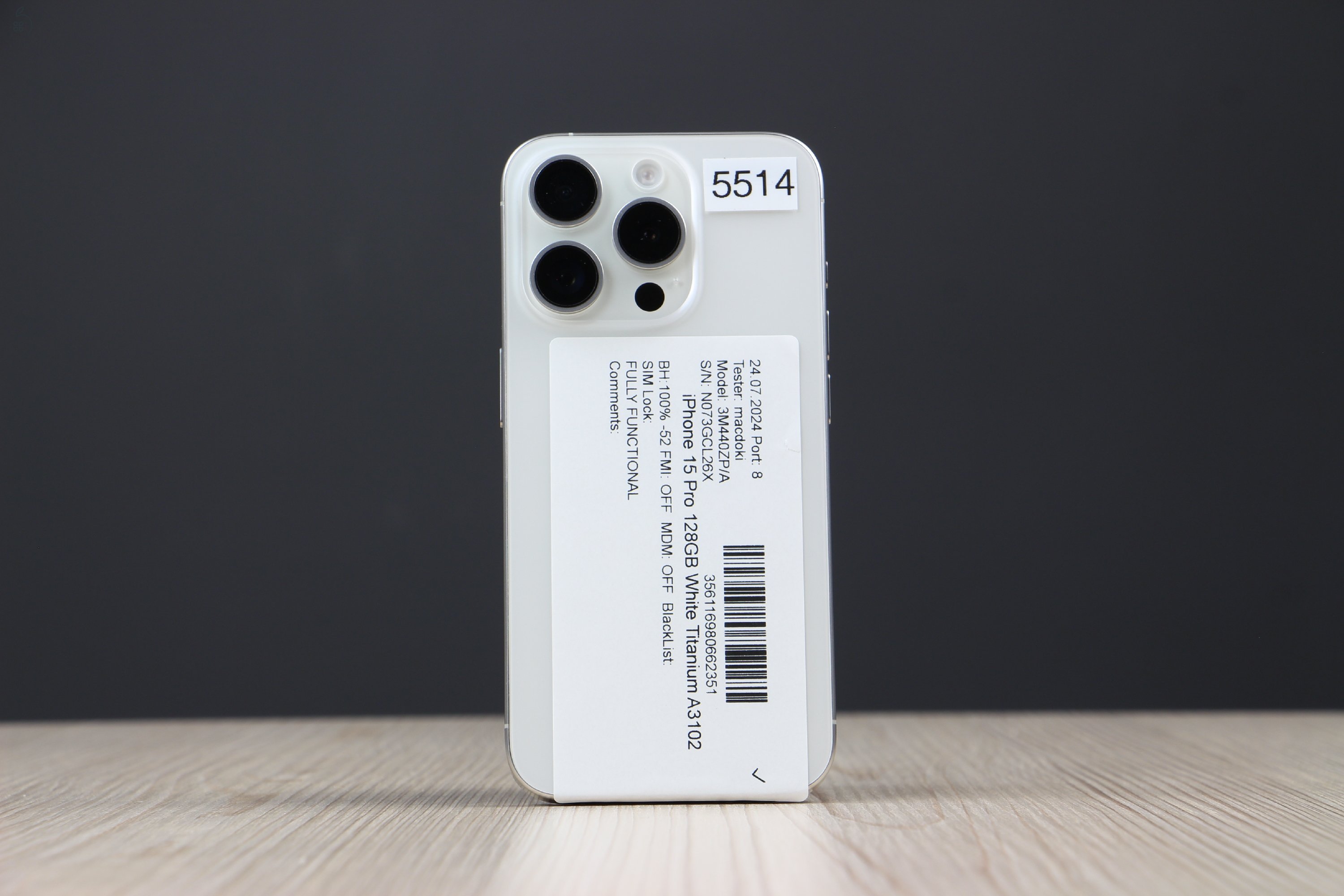 iPhone 15 Pro 128GB Fehér Titán US-5514