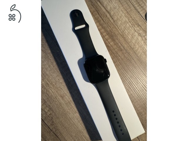 Apple Watch 8 45mm GPS