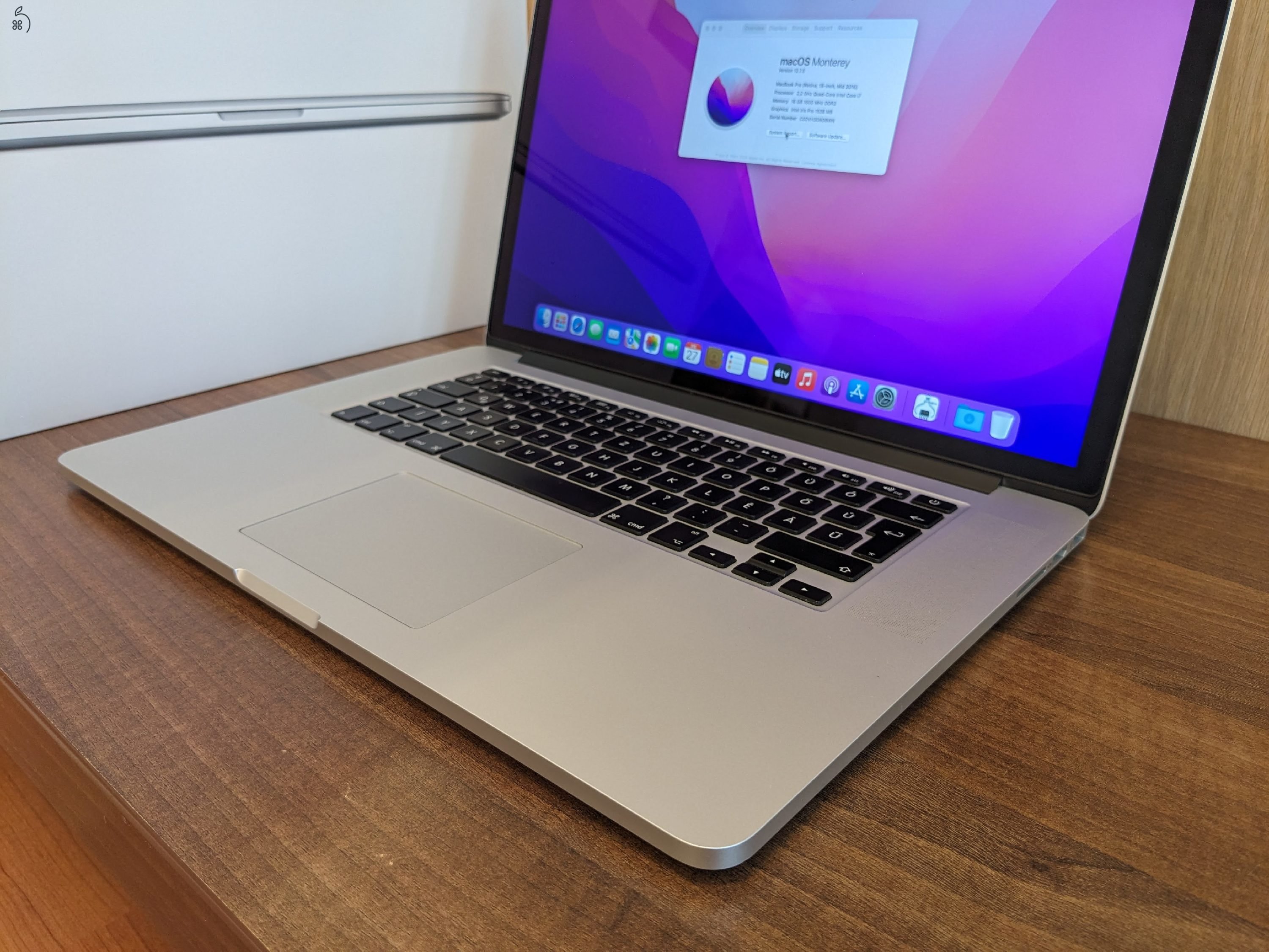 MacBook Pro (Retina, 15-inch, Mid 2015) 16GB RAM, 256GB SSD