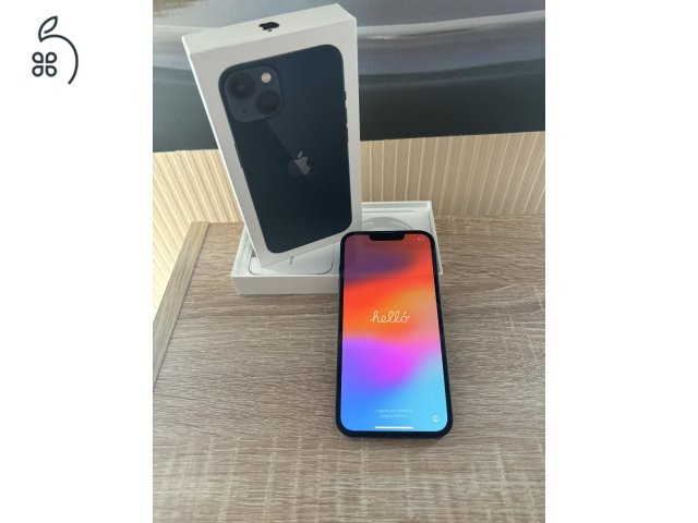 Apple iPhone 13 128 GB Midnight ÚJSZERŰ