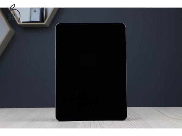 Új kibontott iPad Air 5 M1 64GB Wifi - Space Grey