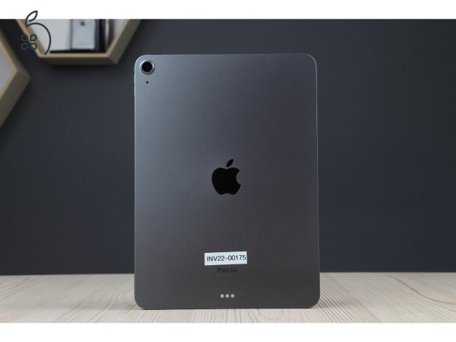 Új kibontott iPad Air 5 M1 64GB Wifi - Space Grey