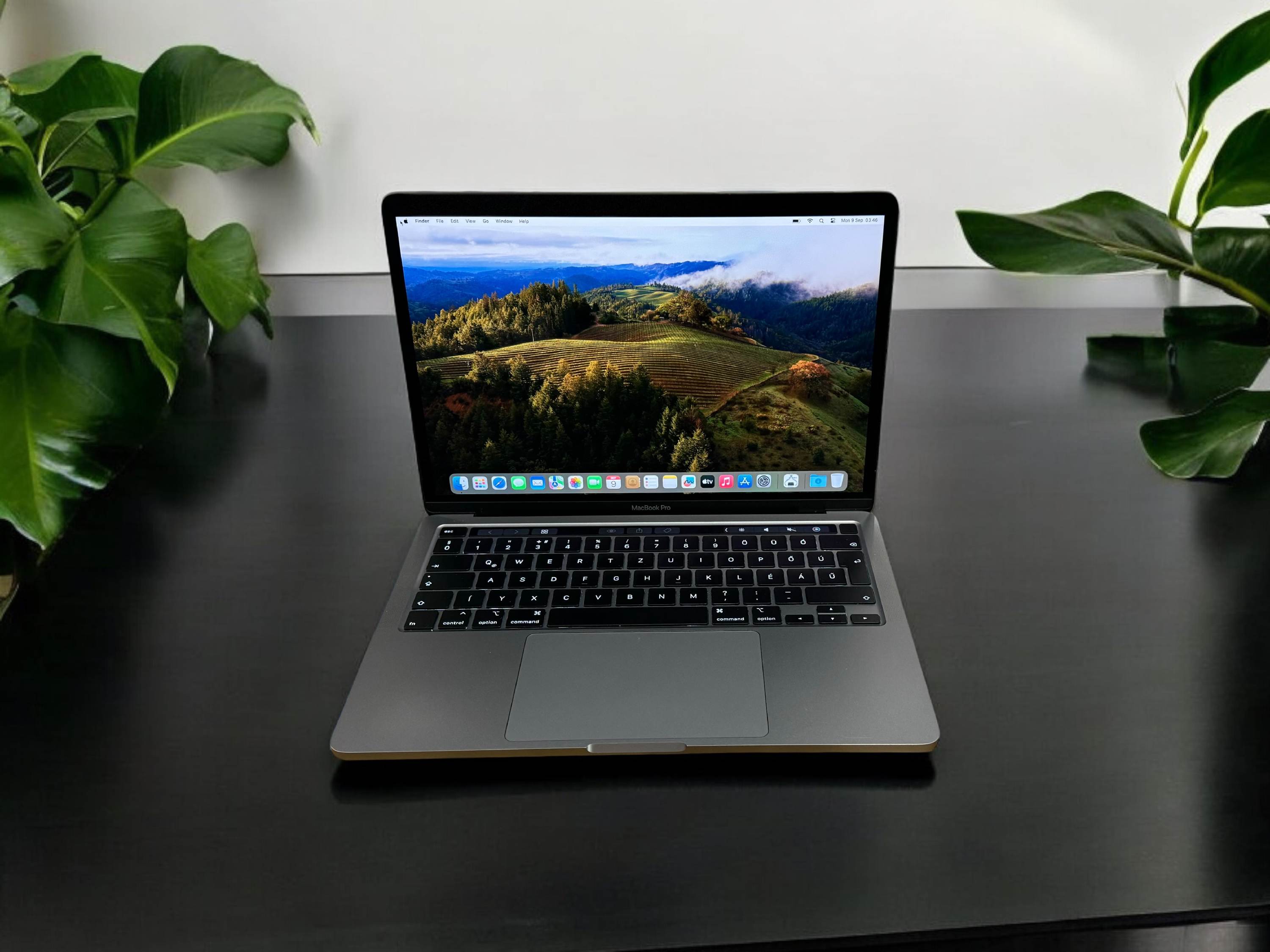 95. Apple MacBook Pro 13