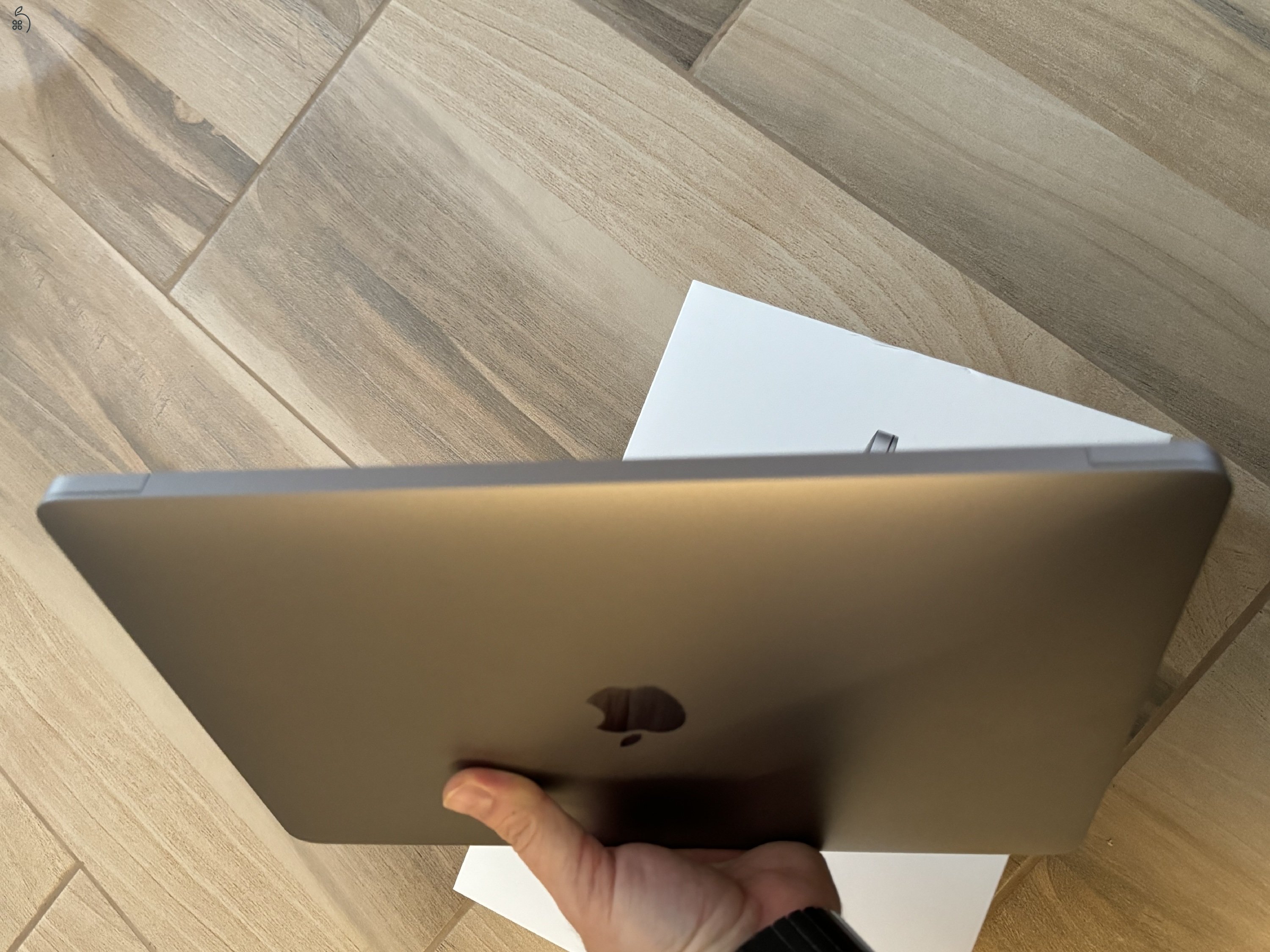 Eladó Apple MacBook Air 2019 13