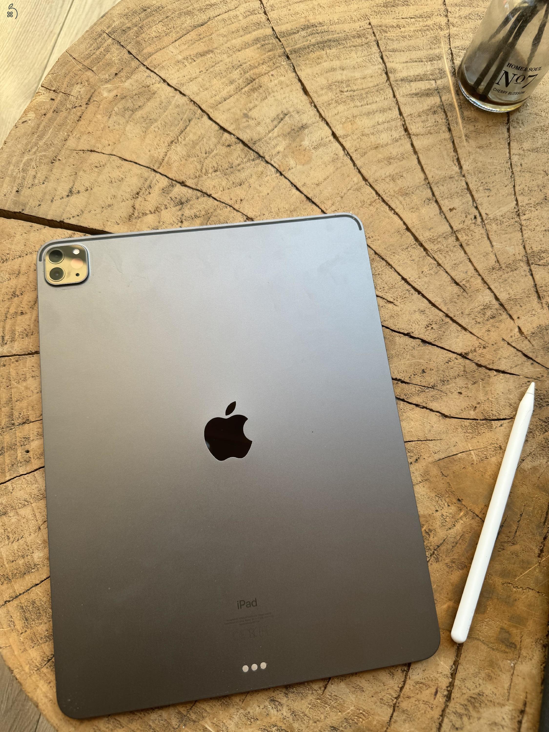 Eladó szinte teljesen új 2TB iPad Pro2022