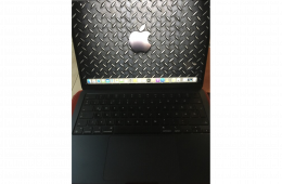 MacBook Air M2 256GB   8GB RAM 