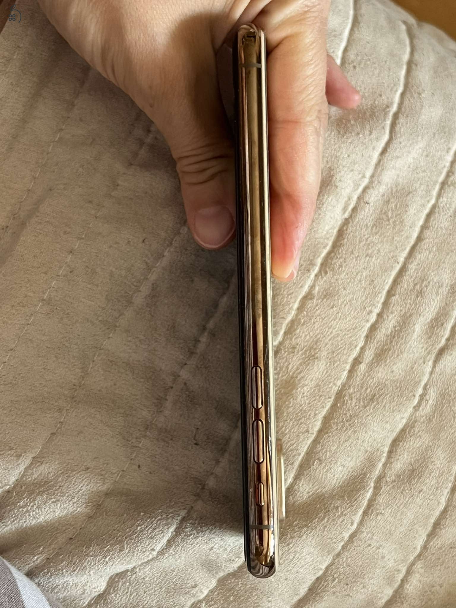 Arany színű Iphone XS 64 GB 