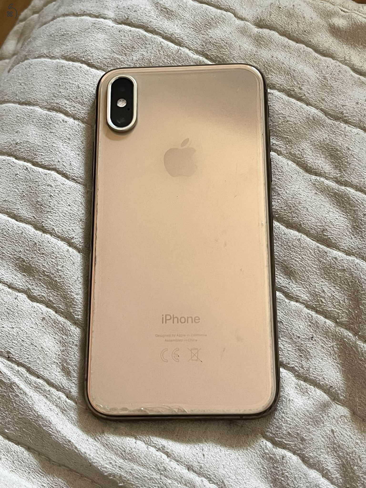 Arany színű Iphone XS 64 GB 