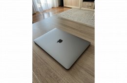 MacBook Pro (13 hüvelykes, 2019, két Thunderbolt 3 port, Touch Bar)