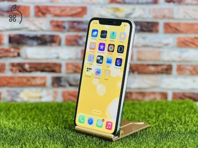 Eladó iPhone 11 Pro 64 GB Silver 100% aksi szép állapotú - 12 HÓ GARANCIA - 063